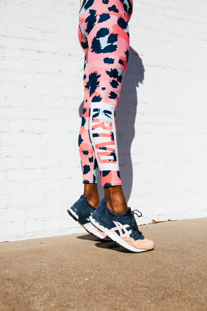 Trendy Cat Yoga Leggings (001)