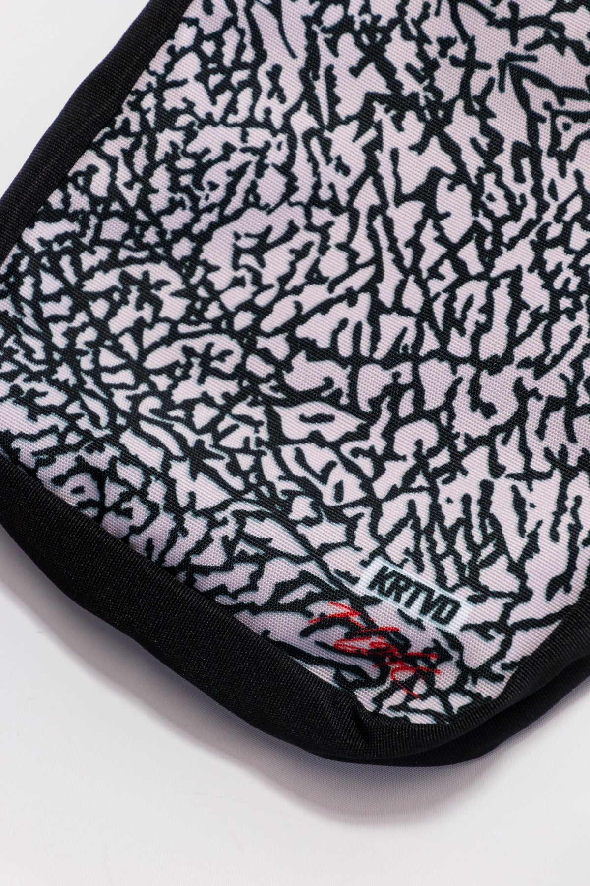Flight Cross Body Bag - 003