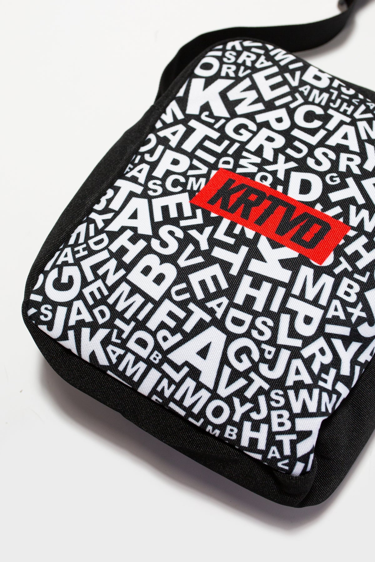 Chaos Cross Body Bag - 001